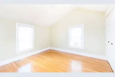 9 G St, Boston, MA 02127 - Photo 11