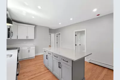 1128 Old Plainville Rd, New Bedford, MA 02745 - Photo 9