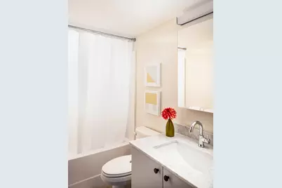 1060 Broadway #212, Somerville, MA 02144 - Photo 5