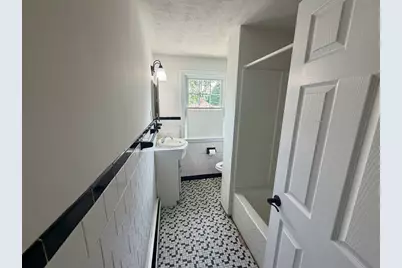 25 Crandall St #2, Boston, MA 02131 - Photo 11