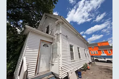 20 Monmouth St, Lawrence, MA 01841 - Photo 3