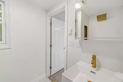 64 Garfield Ave, Woburn, MA 01801 - Photo 17