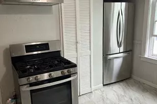 11 Bourne St, Worcester, MA 01606 - Photo 11