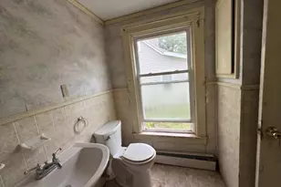 15 Blodgett St, Orange, MA 01364 - Photo 9