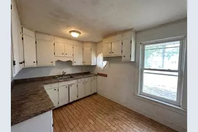 15 Blodgett Street, Orange, MA 01364 - Photo 5