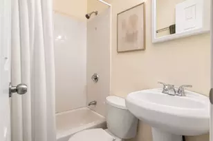 28 Phillips St, Boston, MA 02114 - Photo 7