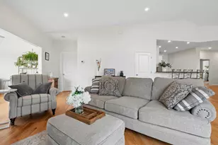 44 Logan's Run, Millbury, MA 01527 - Photo 15