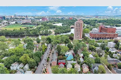 2 Kenway St, Cambridge, MA 02138 - Photo 39