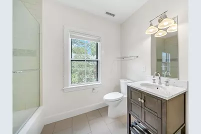 2 Kenway St, Cambridge, MA 02138 - Photo 23
