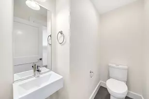 2 Kenway St, Cambridge, MA 02138 - Photo 13