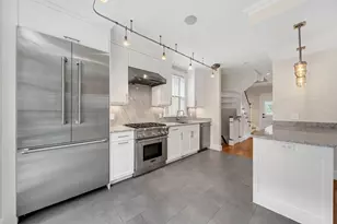 2 Kenway St, Cambridge, MA 02138 - Photo 11