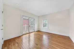 2 Kenway St, Cambridge, MA 02138 - Photo 15