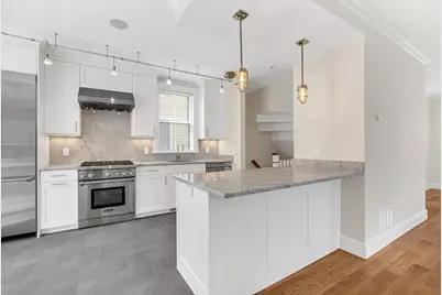 2 Kenway St, Cambridge, MA 02138 - Photo 9