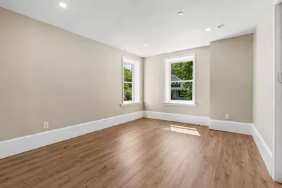 6 Windsor St, Andover, MA 01810 - Photo 3