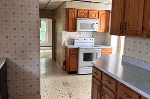353 Chestnut St, Gardner, MA 01440 - Photo 11