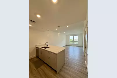 386 Market Street #202, Boston, MA 02135 - Photo 5