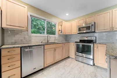 22 Arrowhead Cir #22, Ashland, MA 01721 - Photo 9