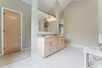 22 Arrowhead Cir #22, Ashland, MA 01721 - Photo 23