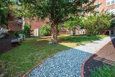 16 Chauncy St #A, Cambridge, MA 02138 - Photo 9