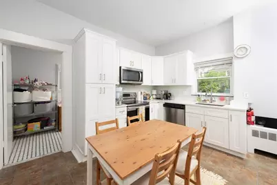 31 Kent Square #1, Brookline, MA 02446 - Photo 7