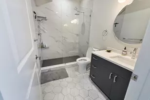 40 Waverly St, Boston, MA 02135 - Photo 15