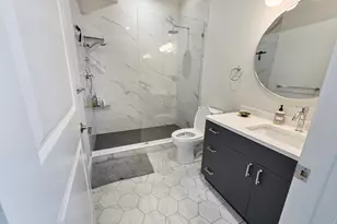 40 Waverly St, Boston, MA 02135 - Photo 15