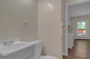 21 Pleasant St, Southbridge, MA 01550 - Photo 17