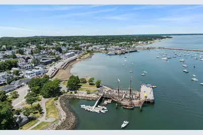 27 Howland #7, Plymouth, MA 02360 - Photo 3