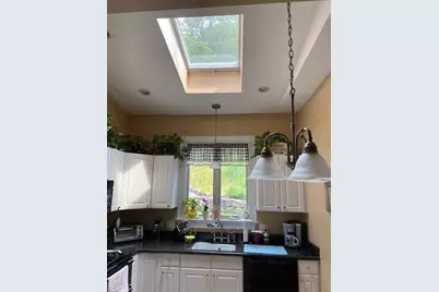 629 Franklin Street, Melrose, MA 02176 - Photo 3