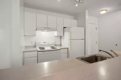 636 Beacon St #505, Boston, MA 02215 - Photo 5