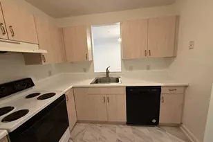 4 Marc Dr, Plymouth, MA 02360 - Photo 3