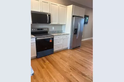18 Upham #B, Lowell, MA 01850 - Photo 3