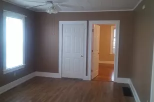 6 Buffum St, Worcester, MA 01603 - Photo 9