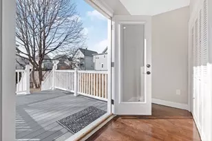 15 Richard St, Malden, MA 02148 - Photo 11