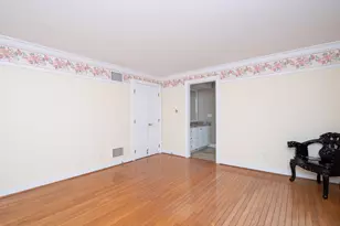10 Village Green Cir, Mashpee, MA 02649 - Photo 15
