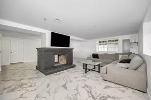 230 North St, Tewksbury, MA 01876 - Photo 17