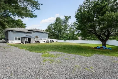 230 North St, Tewksbury, MA 01876 - Photo 9