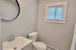 5 Greystone Ave, North Providence, RI 02911 - Photo 9