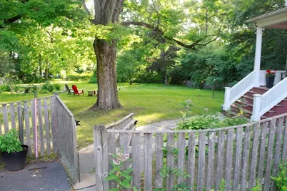 254 Lincoln, Amherst, MA 01002 - Photo 33