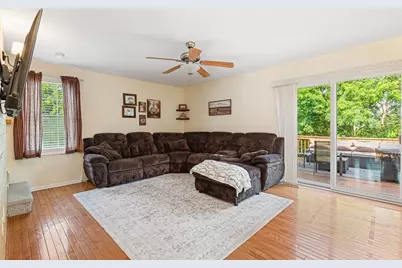 15 Dolphin Cir, Somerset, MA 02726 - Photo 11