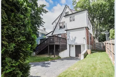 291 Russett Rd, Brookline, MA 02467 - Photo 21