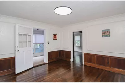 291 Russett Rd, Brookline, MA 02467 - Photo 5