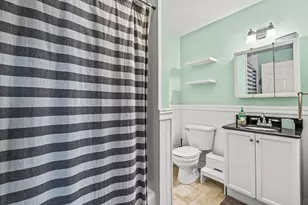 22 Auburn St, Malden, MA 02148 - Photo 15