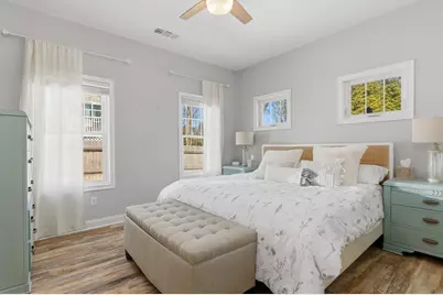 73 Congdon St, Narragansett, RI 02882 - Photo 11