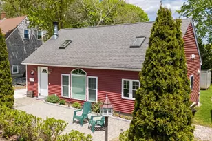 73 Congdon St, Narragansett, RI 02882 - Photo 1