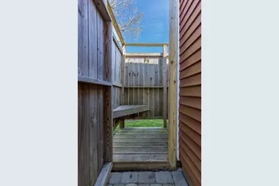 73 Congdon St, Narragansett, RI 02882 - Photo 23