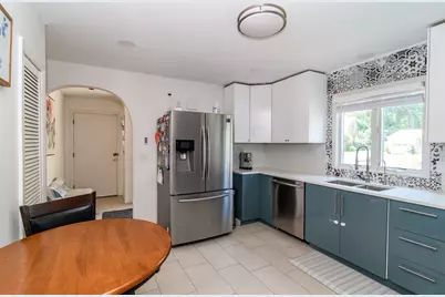10 Curtis Rd, Natick, MA 01760 - Photo 3