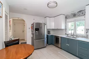 10 Curtis Rd, Natick, MA 01760 - Photo 3