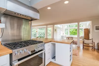 52 Ward Ave, Northampton, MA 01060 - Photo 9