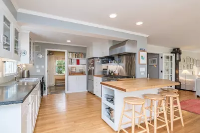 52 Ward Ave, Northampton, MA 01060 - Photo 7